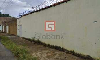 Imagem 2: Terreno/Lote em Montes Claros, no bairro Lourdes, à venda