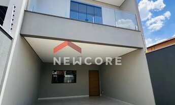 Imagem: Sobrado em Rua Jacarandá - Leonor - Londrina/PR