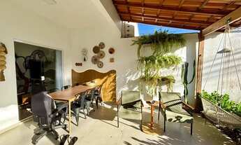 Imagem 3: Casa à Venda na Avenida Boa Vista Espaço, Conforto e Design Exclusivo