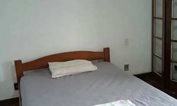 Imagem: Suite completa espaçosa e tranquila