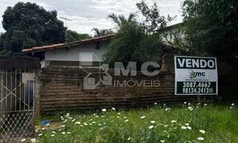 Imagem 2: 772,34 de Terreno no Setor Sudoeste, com 2 casas construídas