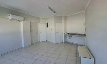 Imagem 2: Alugo excelente sala para escritório ou consultório próxima ao terminal central