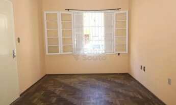 Imagem 2: Excelente casa no Centro com 3 quartos