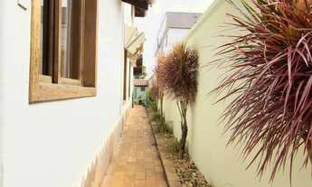 Imagem 5: Casa à Venda - Castelo, 4 Quartos, 390 m2