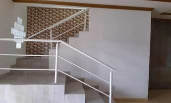 Imagem 2: Vendo excelente casa duplex com 7 dormitórios no dom pedro