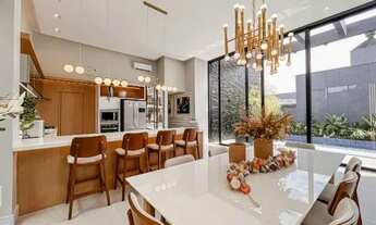 Imagem 6: CASA À VENDA Casa em condomínio com 4 dormitórios