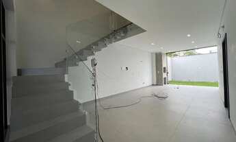 Imagem 2: Geminado alto padrão 3 suítes - Santo Antônio - zona norte