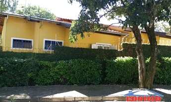 Imagem 2: Casa de alto padrão com 3 suítes e 4 vagas de garagem em PARQUE BELVEDERE