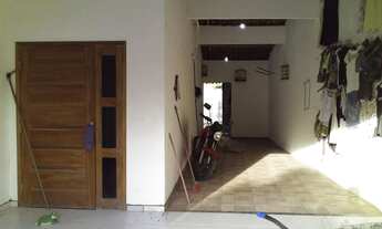 Imagem: Uma casa 8x20 na rua saquarema n.820 conjunto