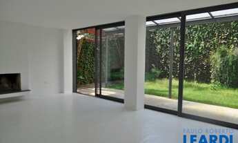 Imagem: SOBRADO - ALTO DE PINHEIROS - SP