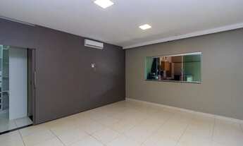 Imagem 7: Casa de condomínio térrea para venda possui 400 metros quadrados com 4 quartos