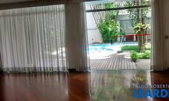 Imagem 2: CASA ASSOBRADADA - JARDIM PAULISTA - SP