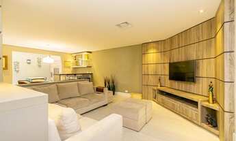 Imagem 4: Casa ampla e espaçosa com 5 dormitórios à venda, 446 m² por R$ 1.900.000 - Ahú - Curitiba