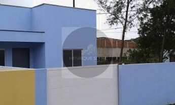 Imagem 5: Vendo casa com 02 quartos próximo de vários comércios em São Pedro da Aldeia