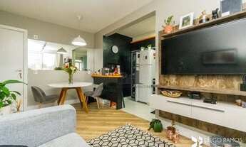 Imagem 2: Apartamento de 2 dormitórios semi mobiliado com 01 box/vaga no Alto Petrópolis em Porto Al