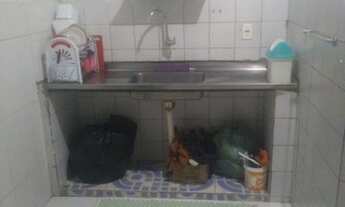 Imagem 4: Terreno com casa dentro. LEIA O ANÚNCIO