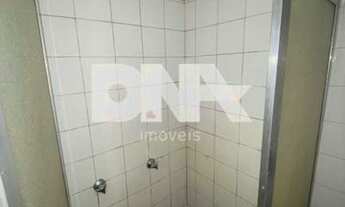 Imagem 7: São 03 Quartos (Sem suíte). Sala ampla em L e cozinha bem espaçosa. Possui um banheiro soc