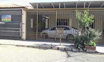 Imagem: Casa para venda tem 333 metros quadrados