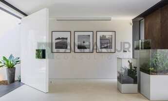 Imagem 3: Vendo belissíma casa com iluminação natural, arquitetura moderna e minimalista. Distribuí