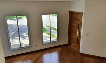 Imagem 2: Casa de Condomínio com 3 Suítes à Venda em Arujá 5, 285 m²