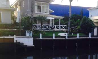 Imagem 4: Excelente casa com marina privativa em Balneário Camboriú