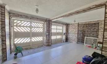 Imagem 2: Casa para venda com 130 metros quadrados com 2 quartos