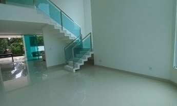 Imagem 4: Casa - 4 Suítes - 3 Closet - 404,67 m² Varanda - 6 Vagas de Garagem