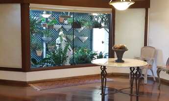 Imagem 3: Sobrado mobiliado à venda, com Espaço Gourmet e Piscina Aquecida, mais de 695m² de Área Út