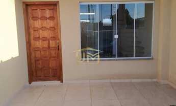 Imagem 2: 400 metros do mar. Sobrado com 2 suites