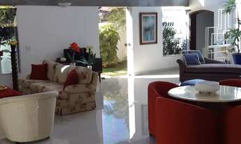 Imagem 5: Sobrado mobiliado à venda, com Espaço Gourmet e Piscina Aquecida, mais de 695m² de Área Út