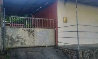 Imagem 2: Terreno com casa dentro. LEIA O ANÚNCIO