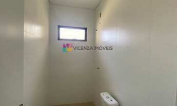 Imagem 6: Sobrado para venda possui 108 metros quadrados com 3 quartos em Boa Vista - Joinville - SC