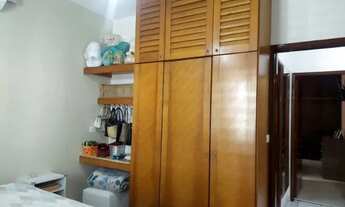 Imagem 2: Otima casa de lote inteira Parque Industrial