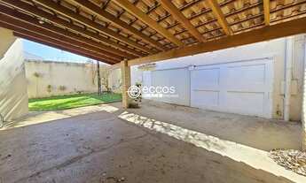 Imagem 4: Casa com 3 quartos para alugar no bairro Jardim Karaíba