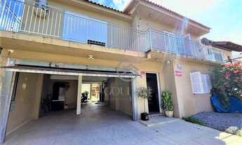 Imagem: Casa com 4 dormitórios nas Três Vendas