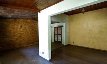 Imagem 5: Casa para venda com terreno de 3 mil metros aproveitável - Vila Militar - Petrópolis - RJ