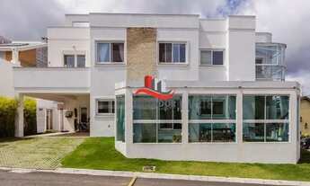 Imagem: SOBRADO RESIDENCIAL em SÃO JOSÉ DOS PINHAIS