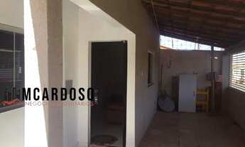 Imagem: Ágio de uma casa de esquina com 3 quartos