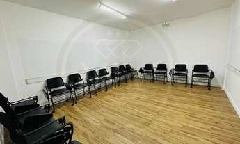 Imagem 4: Prédio na Morada do Sol com 17 salas, Adrianópolis