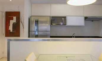 Imagem 2: Espaçoso apartamento com vista para área verde e lazer completo na Barra Funda