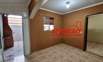 Imagem 2: Casa para Venda em São José dos Campos, Eugênio de Mello, 3 dormitórios, 1 suíte, 2 banhei