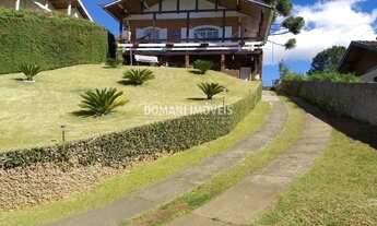 Imagem 2: Sobrado à Venda com Preço de Oportunidade na Região da Abernéssia - Campos do Jordão/SP