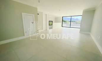 Imagem 6: Casa de condomínio para venda possui 350 metros quadrados com 4 quartos