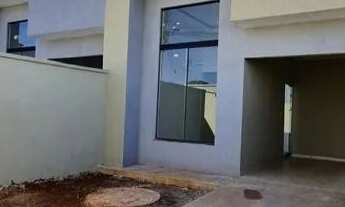 Imagem: Pé direito duplo, 2 quartos, quintal, Documentação