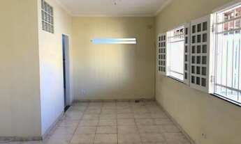 Imagem 5: Casa Solta 200 Metros com 1 Suíte Bairro Aeroporto e 1 Vaga de garagem