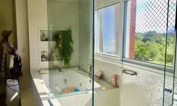 Imagem 7: Apartamento espetacular com vista verde permanente, móveis planejando de altíssimo padrão