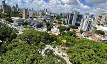 Imagem 2: Apartamento no Bairro das Graças com 4 quartos sendo 1 suíte com 171m² por R$ 550MIL