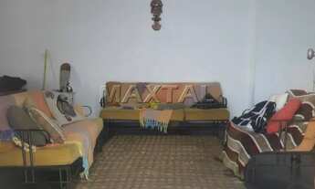 Imagem 2: Casa com 3 dormitórios, 3 suítes,3 banheiros,3 salas,4 vagas,330 metros de área