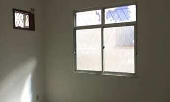 Imagem 6: TODOS OS SANTOS - JORGE ALMIR - ALUGA - CASA - FUNDOS - SOL DA TARDE - 2 QUARTOS - COM VAG