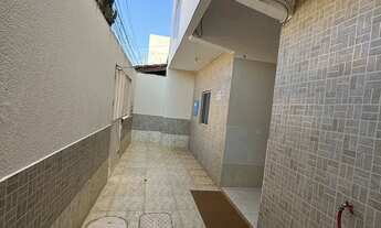 Imagem 2: R$ 700,00 Apartamento com 2 dormitórios